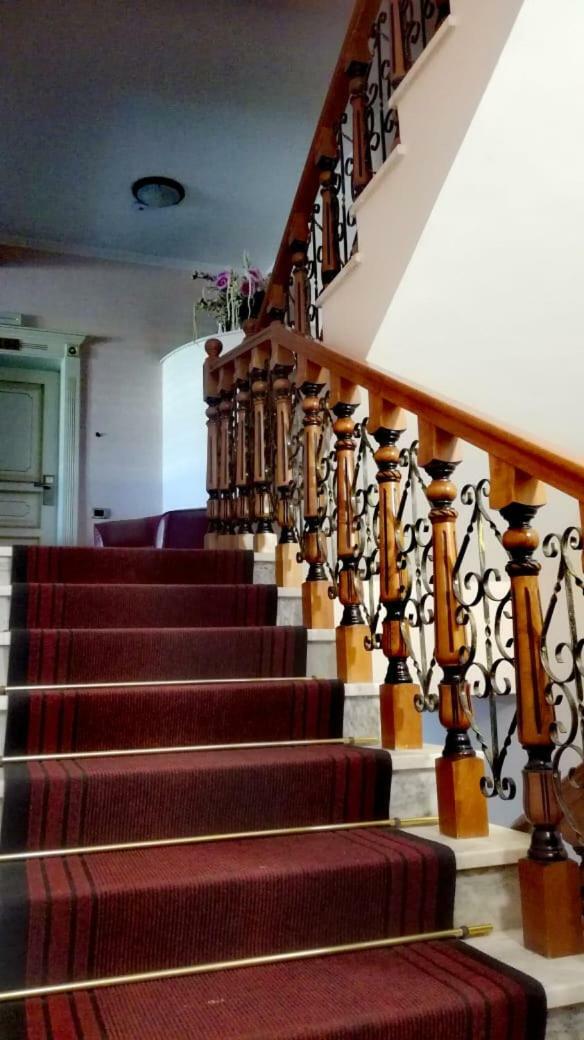 Hotel Lux De Paris 4*