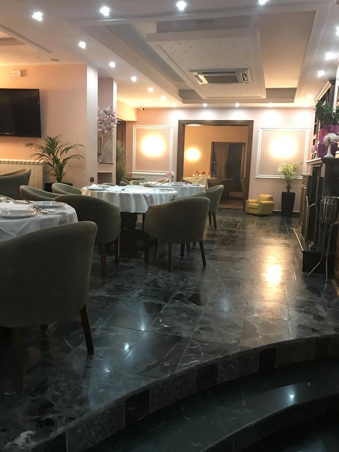 Lux De Paris Hotel Tirana