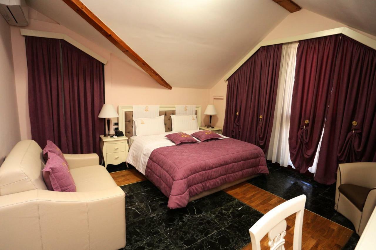 Lux De Paris Hotel 4*