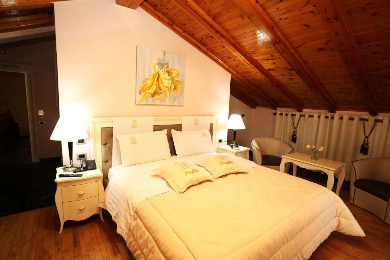 Lux De Paris Hotel 4*